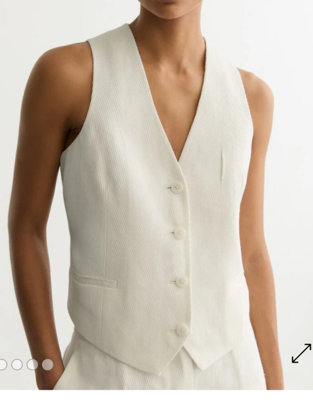 REISS ! Waistcoat in Ivory (US/10)